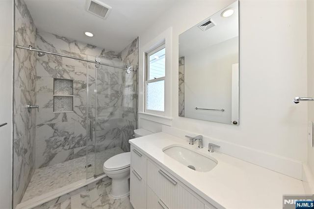 62 Elm Street B, Allendale, NJ 07401