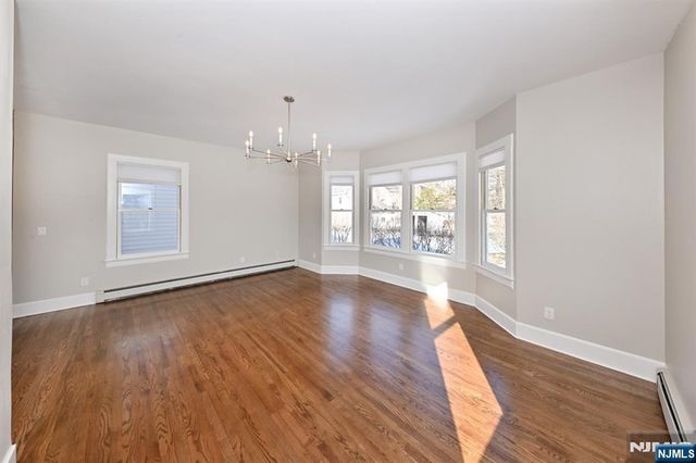 62 Elm Street B, Allendale, NJ 07401