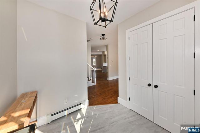 62 Elm Street B, Allendale, NJ 07401