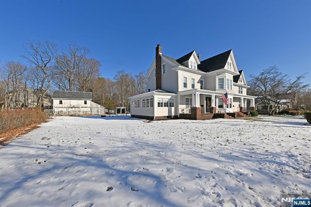 62 Elm Street B, Allendale, NJ 07401