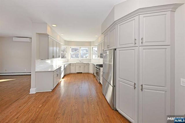 62 Elm Street B, Allendale, NJ 07401