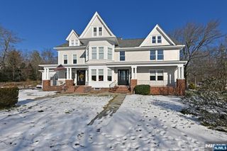 62 Elm Street B, Allendale, NJ 07401