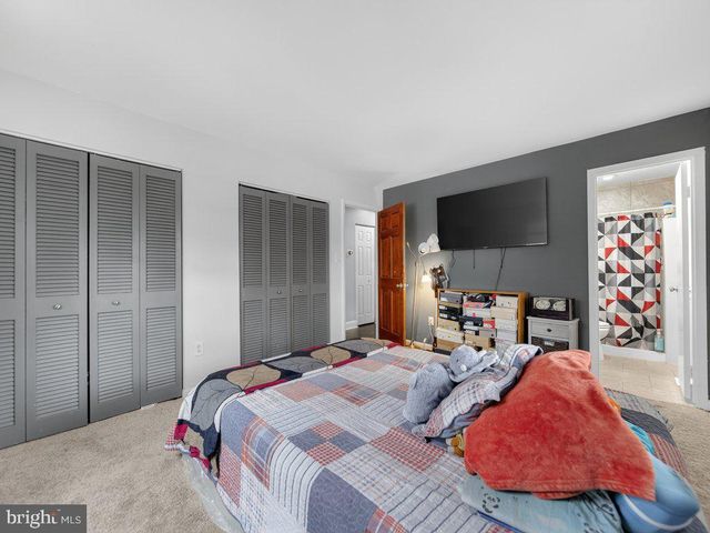 1902 DANA DR, Hyattsville, MD 20783