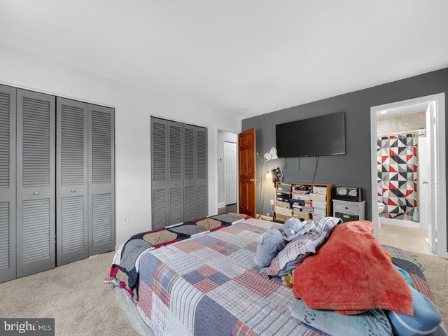 1902 DANA DR, Hyattsville, MD 20783