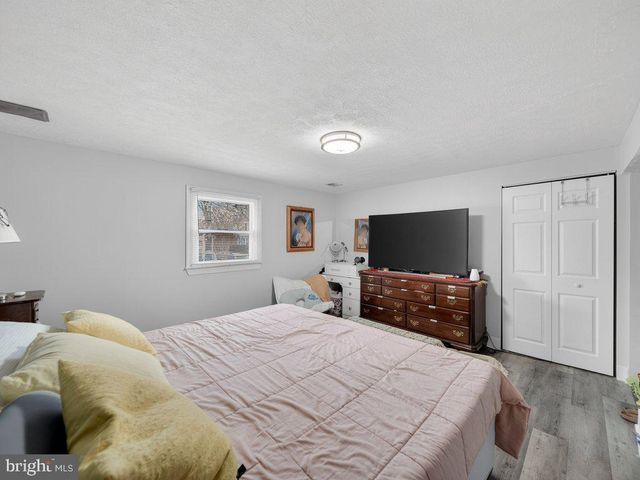 1902 DANA DR, Hyattsville, MD 20783