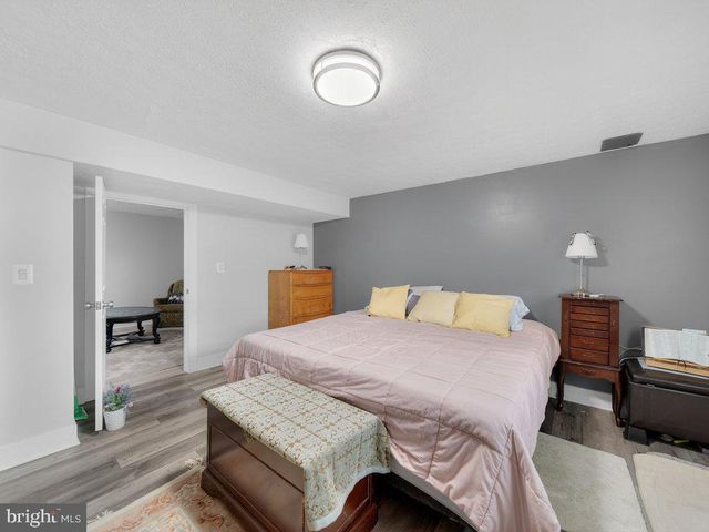 1902 DANA DR, Hyattsville, MD 20783