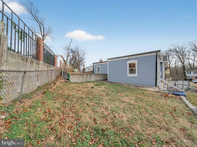 1902 DANA DR, Hyattsville, MD 20783