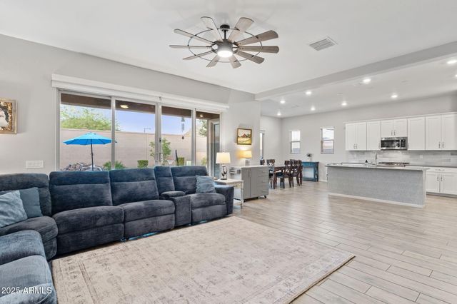 28713 N 66TH Avenue, Phoenix, AZ 85083