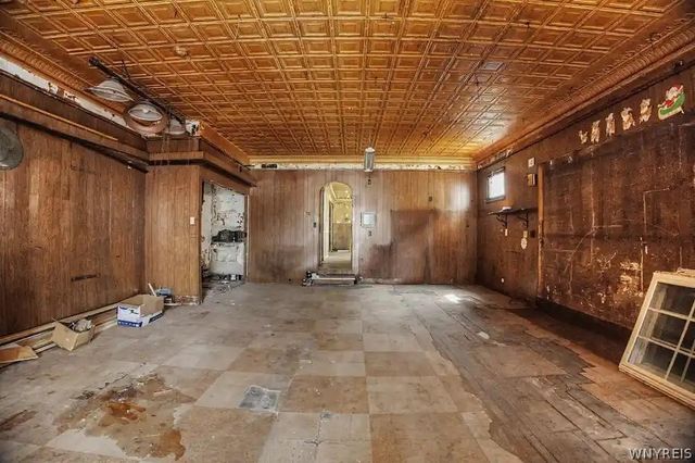 2015 Genesee Street, Buffalo, NY 14211