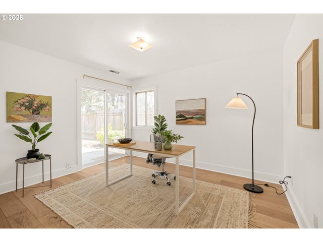 5923 Se FRANKLIN St, Portland, OR 97206