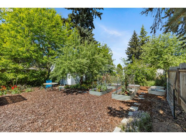 5923 Se FRANKLIN St, Portland, OR 97206