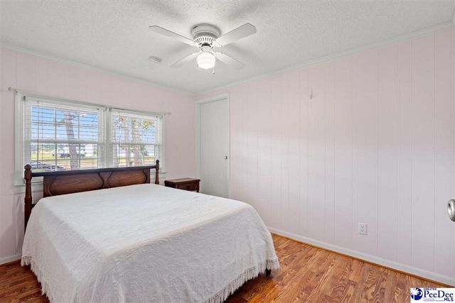 4422 Grady Rd, Mullins, SC 29574
