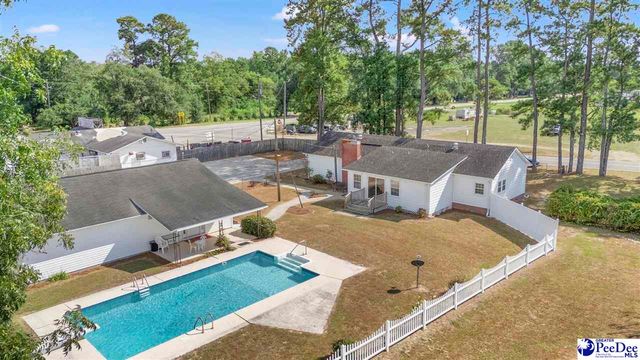 4422 Grady Rd, Mullins, SC 29574