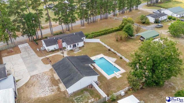 4422 Grady Rd, Mullins, SC 29574
