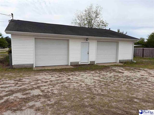 4422 Grady Rd, Mullins, SC 29574