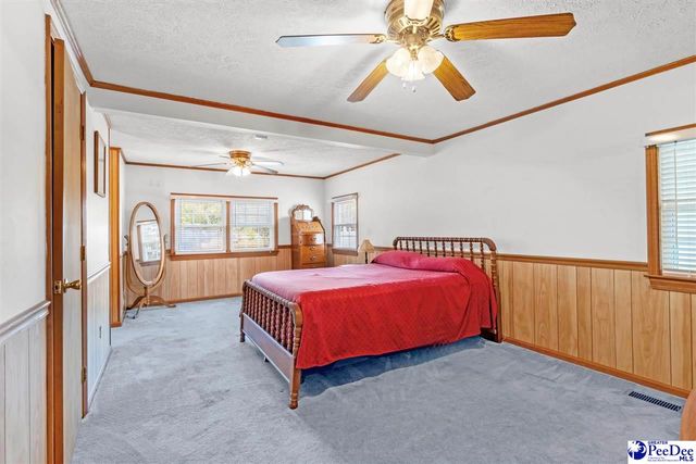 4422 Grady Rd, Mullins, SC 29574