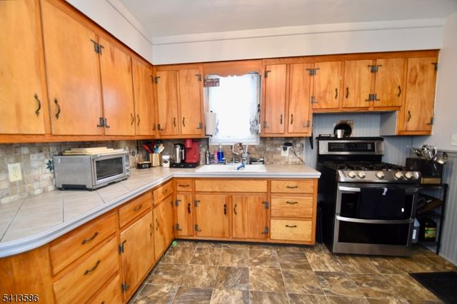 406 Morsetown Rd, West Milford Twp., NJ 07480