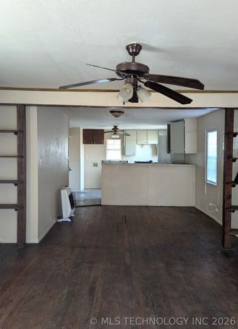 15 N Street NW, Ardmore, OK 73401