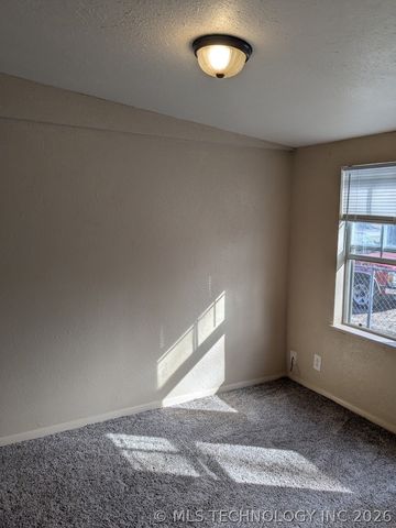 15 N Street NW, Ardmore, OK 73401