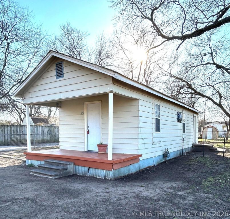 15 N Street NW, Ardmore, OK 73401
