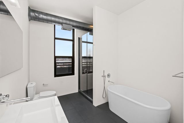 1735 W Diversey Parkway 615, Chicago, IL 60614