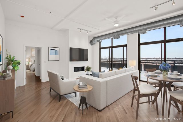 1735 W Diversey Parkway 615, Chicago, IL 60614