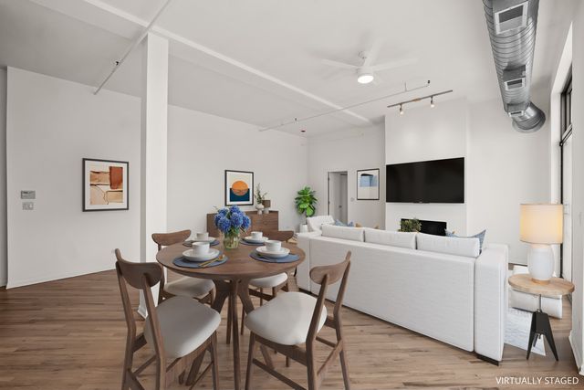 1735 W Diversey Parkway 615, Chicago, IL 60614