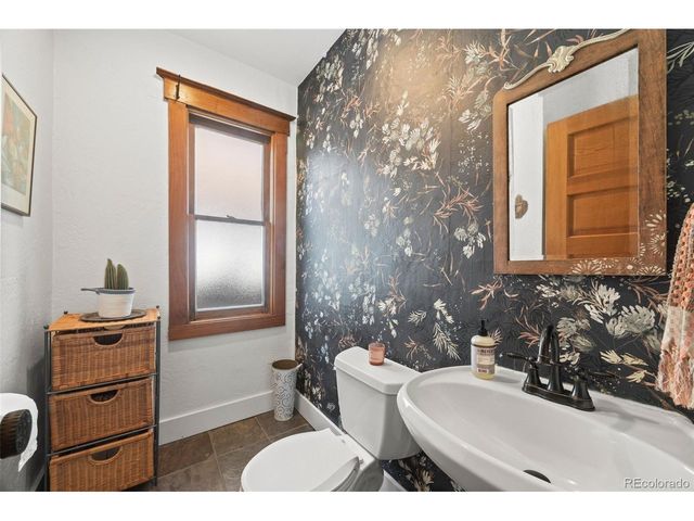 1510 S Clarkson St, Denver, CO 80210