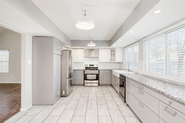 3411 Clarksburg DR, Austin, TX 78745