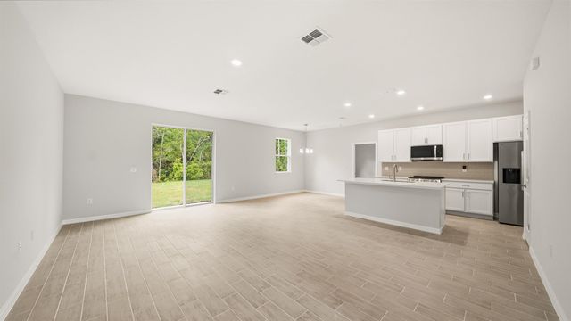 17 Sleigh Bell Pl, Palm Coast, FL 32164