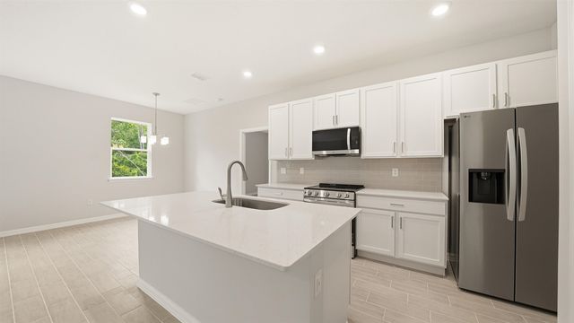 17 Sleigh Bell Pl, Palm Coast, FL 32164