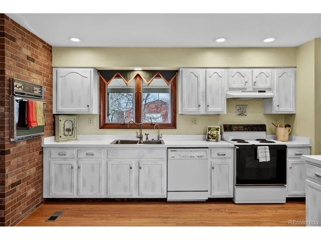 14380 Meadowlark Ln, Brighton, CO 80601