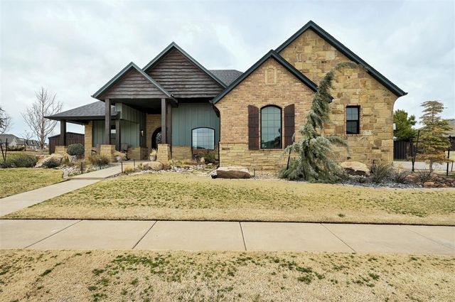 10001 Cascina Drive, Yukon, OK 73099