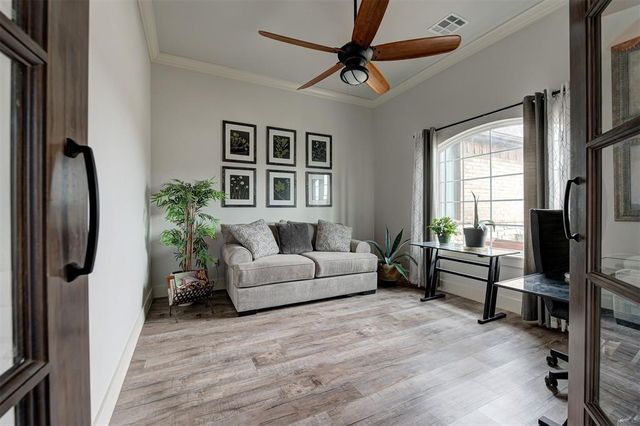 10001 Cascina Drive, Yukon, OK 73099