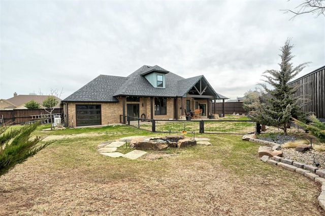 10001 Cascina Drive, Yukon, OK 73099