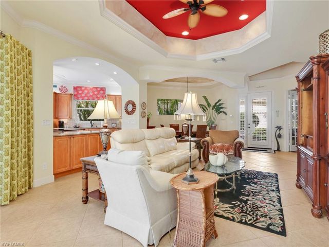 353 Steerforth CT, Naples, FL 34110