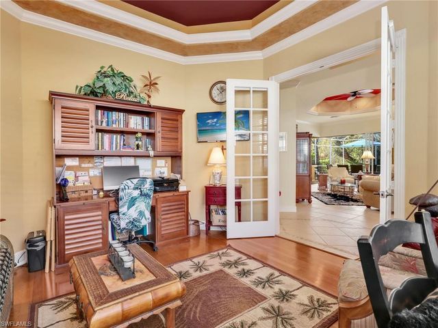 353 Steerforth CT, Naples, FL 34110