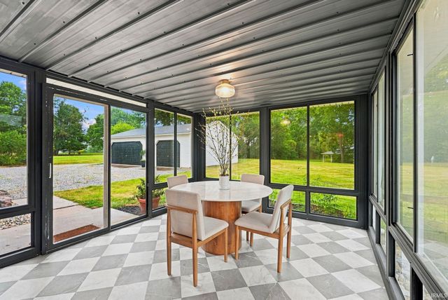 14210 Schwartz Road, Leo, IN 46765