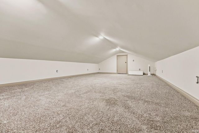 14210 Schwartz Road, Leo, IN 46765