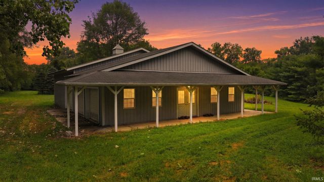 14210 Schwartz Road, Leo, IN 46765