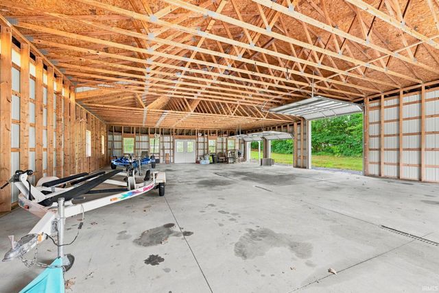 14210 Schwartz Road, Leo, IN 46765