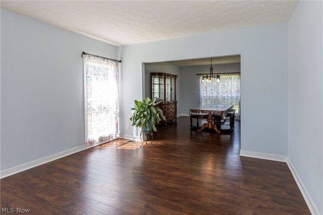 1273 Muchney Circle, Akron, OH 44312
