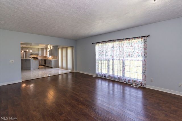 1273 Muchney Circle, Akron, OH 44312
