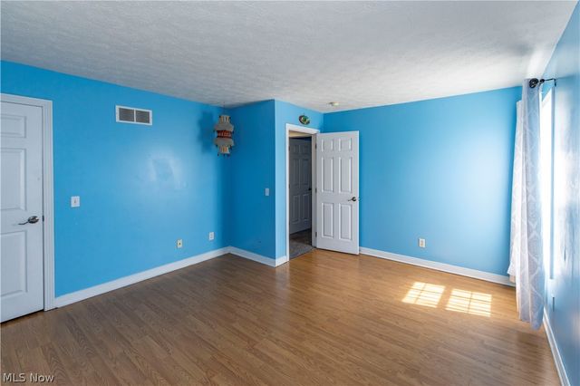 1273 Muchney Circle, Akron, OH 44312