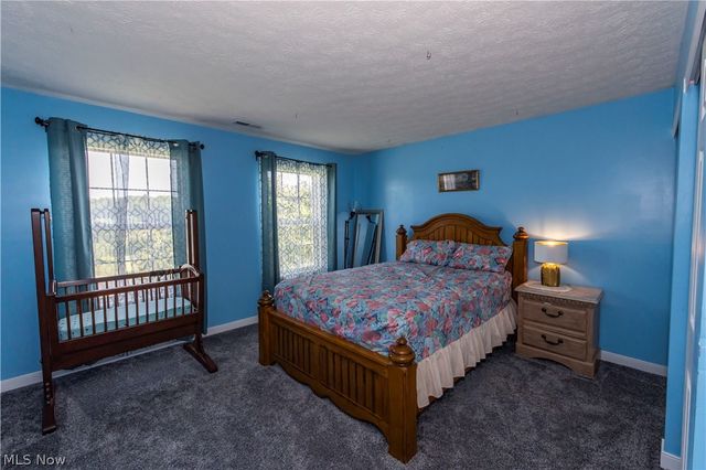 1273 Muchney Circle, Akron, OH 44312
