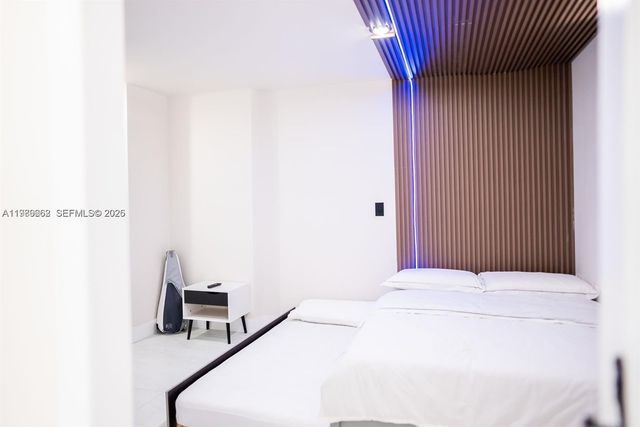 2903 N Miami Beach Blvd 903, North Miami Beach, FL 33160