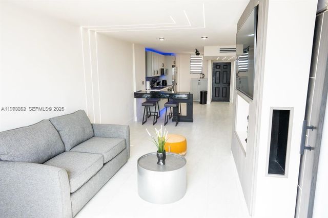 2903 N Miami Beach Blvd 903, North Miami Beach, FL 33160