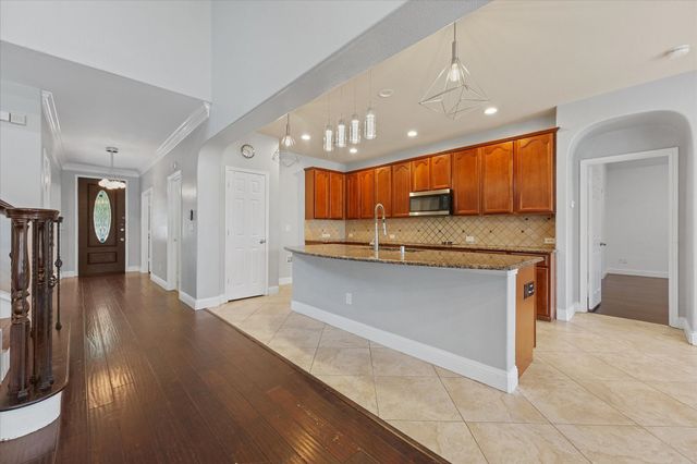 2236 Sparrow Hawk Court, Grand Prairie, TX 75052