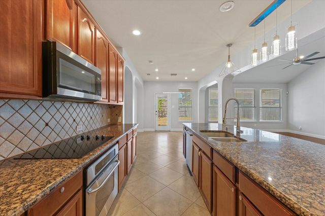 2236 Sparrow Hawk Court, Grand Prairie, TX 75052