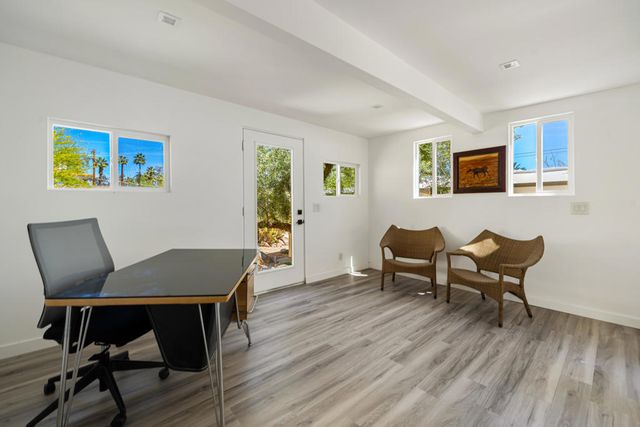 623 W Chino Canyon Road, Palm Springs, CA 92262